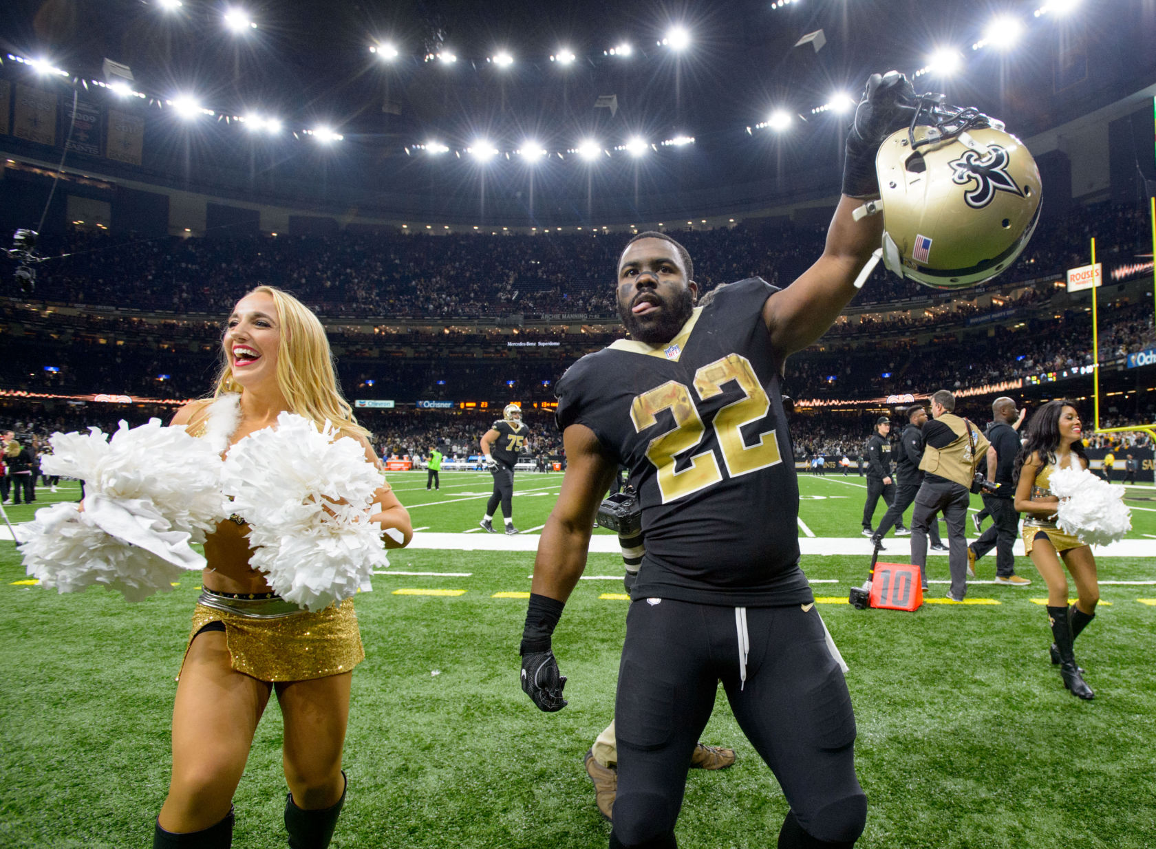 NO.saintsfalcons.122517.025.JPG